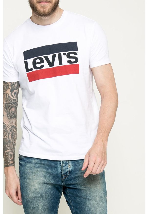 Levi's® - Levi's - T-shirt. Okazja: na co dzień, na spotkanie biznesowe. Kolor: biały. Materiał: dzianina. Wzór: nadruk. Styl: biznesowy, casual