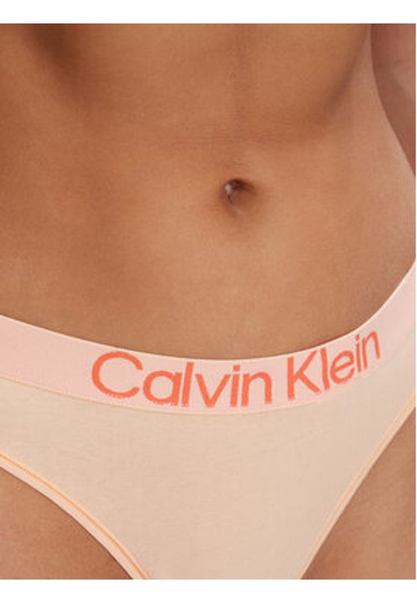 Calvin Klein Underwear Stringi LV00QD5292 Pomarańczowy jasny. Kolor: pomarańczowy. Materiał: bawełna