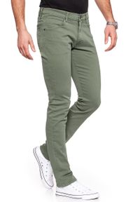 Wrangler - WRANGLER SPODNIE MĘSKIE LARSTON DUSTY OLIVE W18SDV65M. Materiał: jeans #6