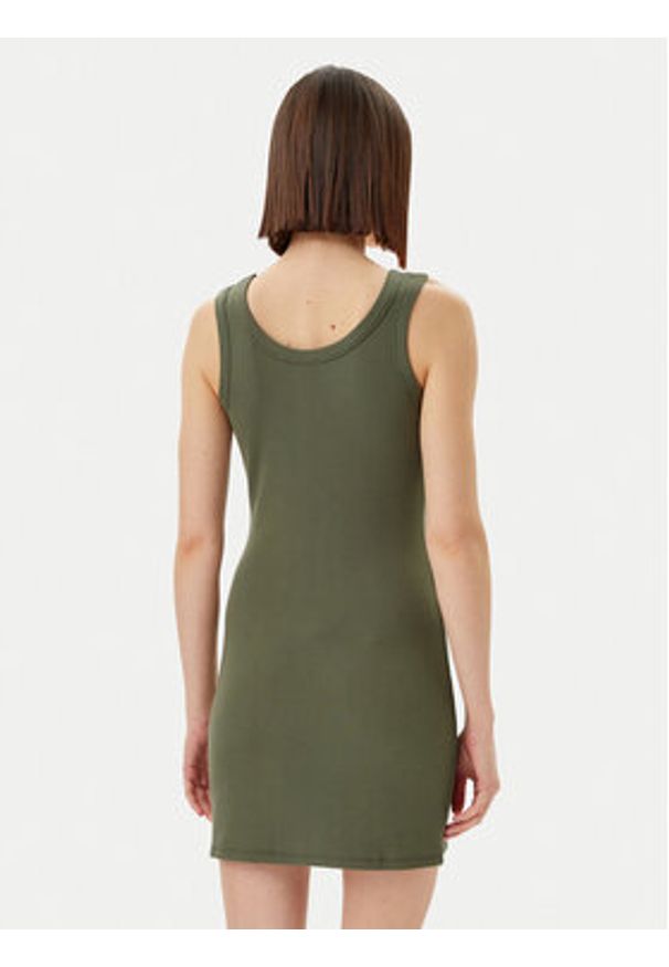 Guess Sukienka codzienna V5GK06 K8RT2 Zielony Slim Fit. Okazja: na co dzień. Kolor: zielony. Materiał: wiskoza. Typ sukienki: proste. Styl: casual