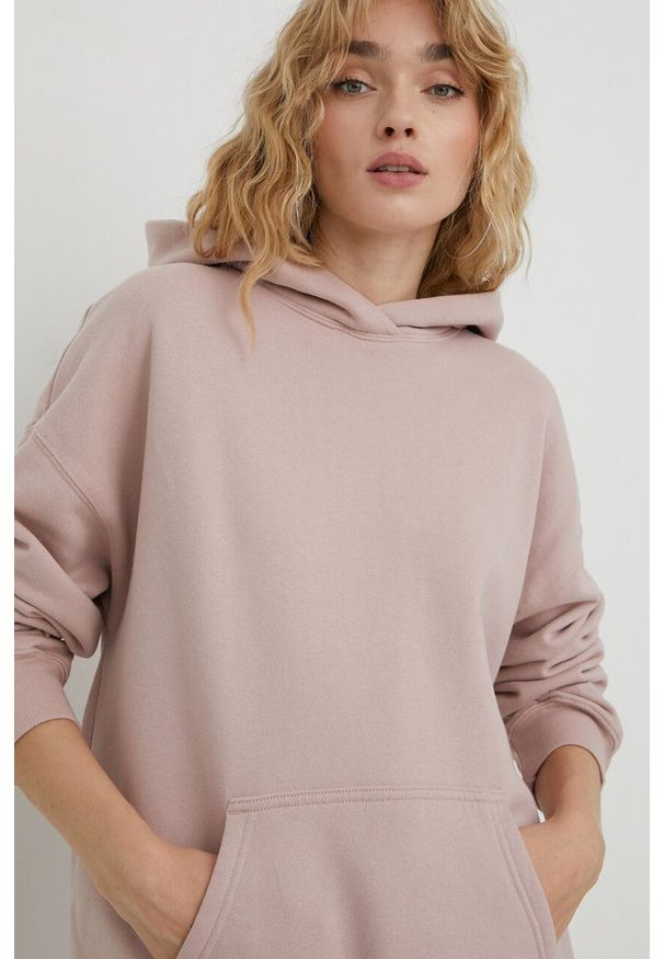 Hollister Co. bluza damska kolor różowy z kapturem gładka. Typ kołnierza: kaptur. Kolor: różowy. Materiał: dzianina. Wzór: gładki