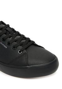 TOMMY HILFIGER - Tommy Hilfiger Sneakersy Th Hi Vulc Core Low Ii Ess FM0FM05511 Czarny. Kolor: czarny. Materiał: skóra #5