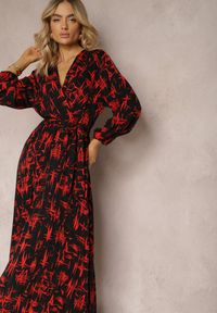 Renee - Czarno-Czerwona Kopertowa Sukienka Maxi z Plisowanym Dołem i Gumką w Talii Amillica. Kolor: czerwony. Wzór: nadruk. Typ sukienki: kopertowe. Długość: maxi #5