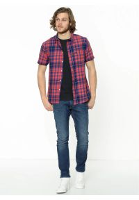 Lee - LEE SS SHIRT MĘSKA KOSZULA KRÓTKI RĘKAW VIBRANT RED L875JPSK. Długość rękawa: krótki rękaw. Długość: krótkie #3