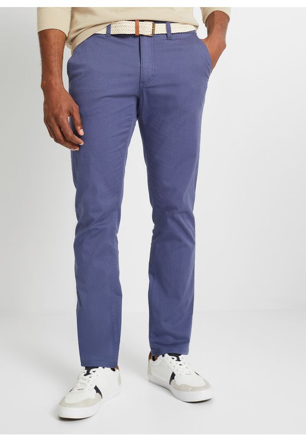 bonprix - Spodnie chino ze stretchem, w wygodnym fasonie z paskiem, Regular Fit Straight. Kolor: niebieski