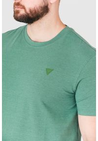 Guess - GUESS Zielony t-shirt męski z trójkątnym logo. Kolor: zielony. Wzór: aplikacja #4