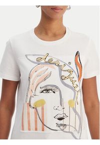 Desigual T-Shirt 26SWTK51 Biały Regular Fit. Kolor: biały. Materiał: bawełna #6