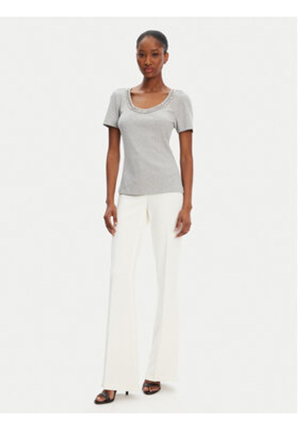 Marciano Guess T-Shirt 5RGP18 6299A Szary Regular Fit. Kolor: szary. Materiał: wiskoza