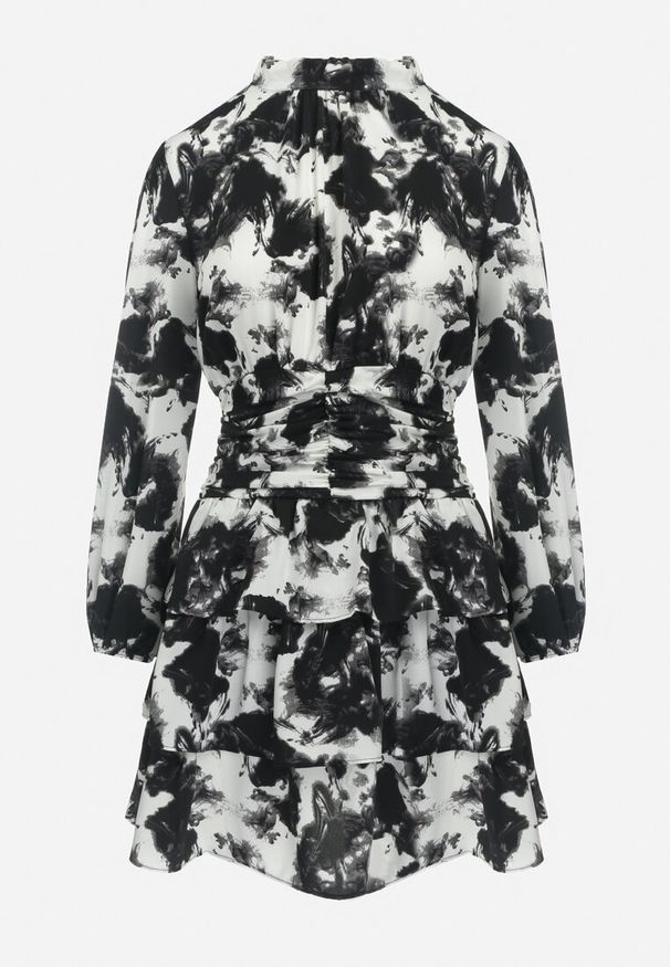 Born2be - Czarna Rozkloszowana Sukienka Mini z Ozdobnym Marszczeniem Mimizari. Okazja: na co dzień. Kolor: czarny. Typ sukienki: proste. Styl: elegancki, casual. Długość: mini