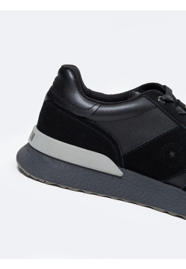 Big-Star - Buty męskie sportowe ze skóry naturalnej czarne OO174197 906. Kolor: czarny. Materiał: skóra