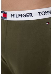TOMMY HILFIGER - Tommy Hilfiger Spodnie męskie kolor zielony gładkie. Kolor: zielony. Materiał: dzianina. Wzór: gładki