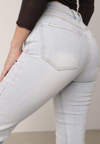 Born2be - Niebieskie Jeansy Typu Dzwony z Bawełną i Wysokim Stanem Nesanthe. Okazja: na co dzień. Stan: podwyższony. Kolor: niebieski. Styl: casual, elegancki, klasyczny #5