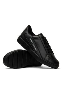 Sneakersy męskie czarne Armani Exchange XUX082 XV262 K001. Kolor: czarny