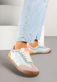 Renee - Różowo-Niebieskie Sneakersy Typu Klasyczne Tenisówki Isnnoria. Okazja: na co dzień. Kolor: różowy. Materiał: jeans #1