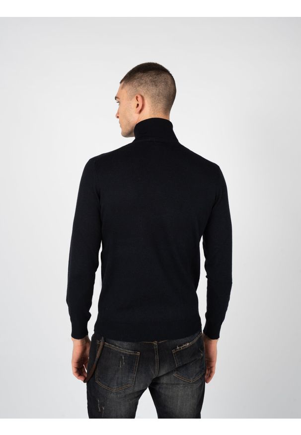 Xagon Man Sweter "Turtleneck" | A22081&ELV18 | Mężczyzna | Granatowy. Okazja: na co dzień. Typ kołnierza: golf. Kolor: niebieski. Materiał: akryl, wełna, poliester, nylon. Styl: casual