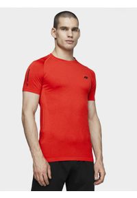 4f - Koszulka treningowa slim szybkochnąca męska. Kolor: czerwony. Materiał: włókno. Długość rękawa: raglanowy rękaw. Sport: fitness