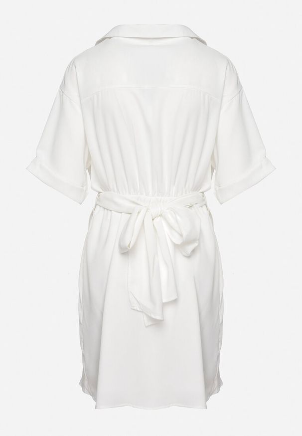 Born2be - Biała Sukienka Menelous. Kolor: biały. Typ sukienki: kopertowe, koszulowe. Styl: elegancki. Długość: mini