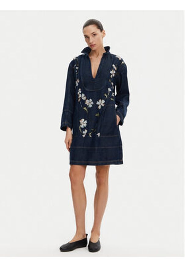 Munthe Sukienka codzienna Fiva 251130825110 Granatowy Loose Fit. Okazja: na co dzień. Kolor: niebieski. Materiał: lyocell. Typ sukienki: proste. Styl: casual