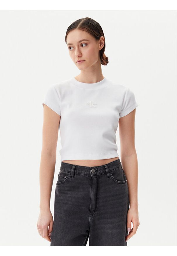 Calvin Klein Jeans T-Shirt LV047AB802 Biały Regular Fit. Kolor: biały. Materiał: bawełna