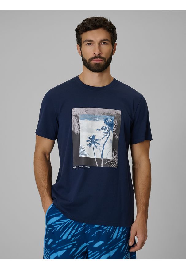 4f - 4F T-shirt regular z nadrukiem męski - granatowy 3XL. Okazja: na co dzień. Kolor: niebieski. Materiał: materiał, bawełna, dzianina. Wzór: nadruk. Styl: casual