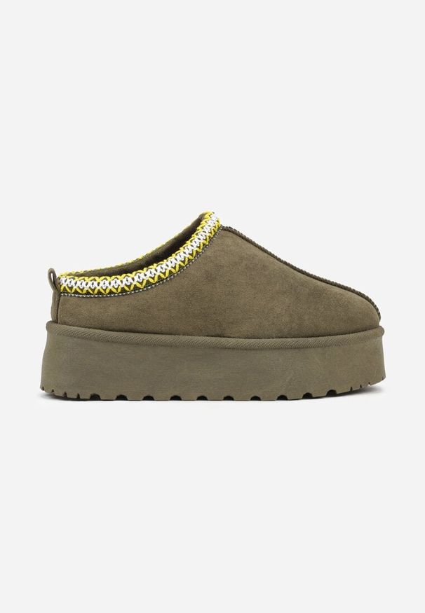 Renee - Zielone Śniegowce na Platformie z Niską Cholewką i Haftowanym Wzorem Zivilae. Okazja: na co dzień. Wysokość cholewki: przed kostkę. Kolor: zielony. Materiał: jeans, puch. Szerokość cholewki: normalna. Wzór: haft. Obcas: na platformie. Styl: casual