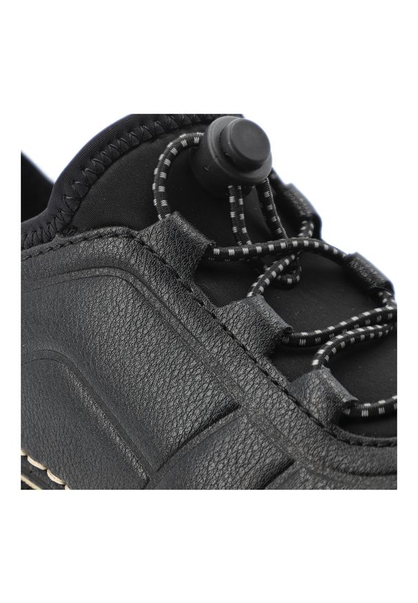 Półbuty damskie Rieker, naturalna skóra licowa wsuwane i na lekkim koturnie, czarne, 50960-00. Okazja: na spacer, na co dzień. Zapięcie: bez zapięcia. Kolor: czarny. Materiał: skóra. Szerokość cholewki: normalna. Obcas: na koturnie. Styl: casual