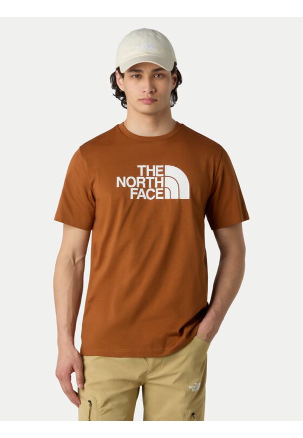 The North Face T-Shirt Easy NF0A8A6C Pomarańczowy Regular Fit. Kolor: pomarańczowy. Materiał: bawełna, syntetyk