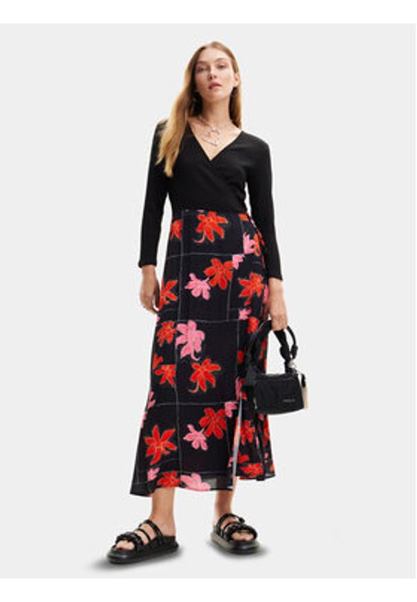 Desigual Sukienka letnia Memphis 24SWVW37 Czarny Regular Fit. Kolor: czarny. Materiał: syntetyk. Sezon: lato