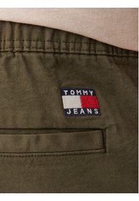 Tommy Jeans Joggery DM0DM23102 Khaki Regular Fit. Kolor: brązowy. Materiał: bawełna #3