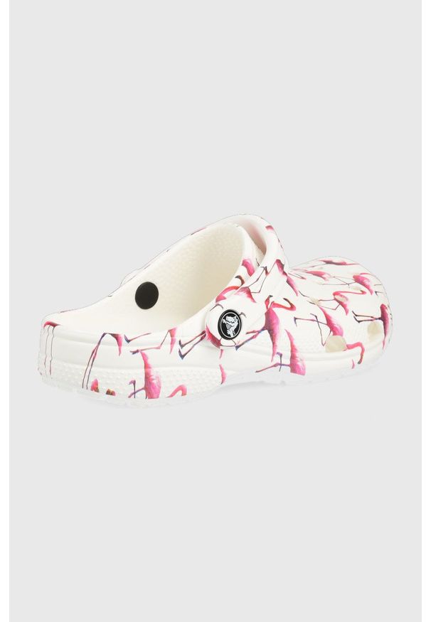 Crocs klapki dziecięce kolor biały. Nosek buta: okrągły. Kolor: biały. Materiał: materiał