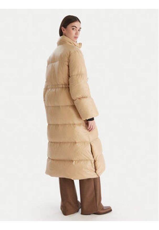 ViCOLO Kurtka puchowa TF0086 Beżowy Regular Fit. Kolor: beżowy. Materiał: syntetyk