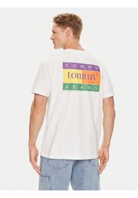 Tommy Jeans T-Shirt Summer Flag DM0DM19171 Biały Regular Fit. Kolor: biały. Materiał: bawełna