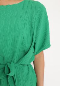 Born2be - Zielona Sukienka pudełkowa z Materiałowym Paskiem Imoolia. Okazja: na co dzień. Kolor: zielony. Materiał: materiał. Styl: casual, elegancki, wizytowy