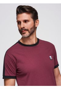 Ombre Clothing - T-shirt męski z kontrastowymi lampasami – bordowy V2 - Rozmiar: L. Okazja: na co dzień. Kolor: czerwony. Materiał: materiał, jersey, poliester, bawełna. Wzór: melanż, aplikacja. Styl: klasyczny, sportowy, casual #4