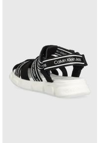 Calvin Klein Jeans sandały dziecięce kolor czarny. Nosek buta: okrągły. Zapięcie: rzepy. Kolor: czarny. Materiał: poliester, materiał, guma #3