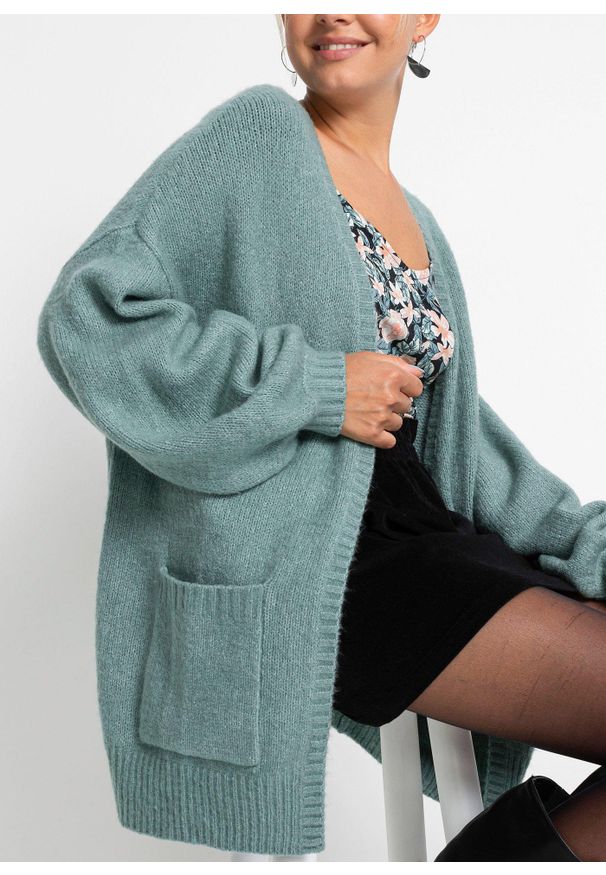 bonprix - Sweter bez zapięcia oversized. Kolor: zielony