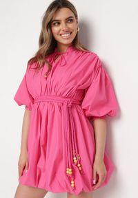 Born2be - Różowa Sukienka Adousa. Kolor: różowy. Materiał: guma, tkanina. Wzór: gładki. Typ sukienki: bombki. Styl: klasyczny. Długość: mini