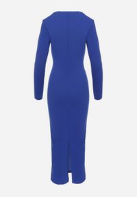 Born2be - Granatowa Dopasowana Sukienka Maxi z Kopertowym Dekoltem Mistena. Kolor: niebieski. Długość rękawa: długi rękaw. Typ sukienki: kopertowe. Długość: maxi #7