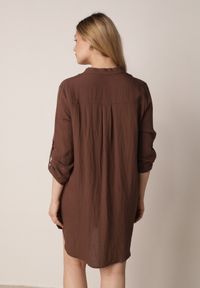 Born2be - Brązowa Sukienka Oversize z Bawełny o Prostym Kroju Koszulowym Elanistra. Okazja: na co dzień. Kolor: brązowy. Materiał: bawełna. Typ sukienki: koszulowe, proste, oversize. Styl: elegancki, casual #6