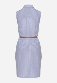 Born2be - Granatowa Koszulowa Sukienka Bez Rękawów z Bawełny z Paskiem z Klamrą Mepea. Okazja: na co dzień. Kolor: niebieski. Materiał: bawełna. Długość rękawa: bez rękawów. Typ sukienki: koszulowe. Styl: klasyczny, casual, elegancki #7