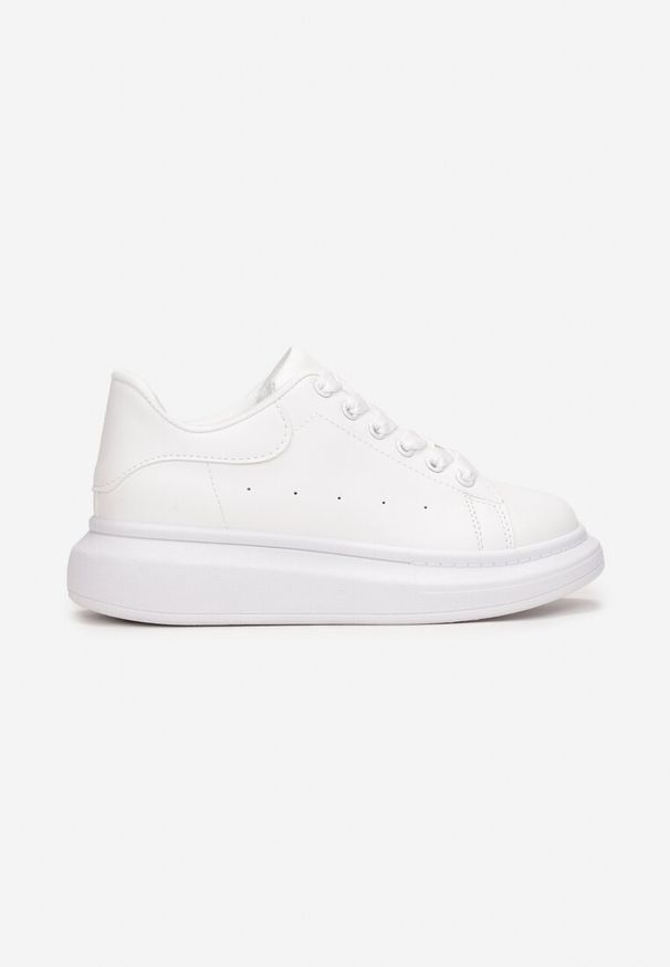 Born2be - Białe Sneakersy z Perforacją na Grubej Podeszwie Rilee. Kolor: biały. Materiał: skóra ekologiczna. Szerokość cholewki: normalna. Sezon: jesień, wiosna