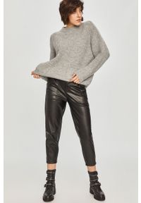 Answear Lab - Sweter z domieszką wełny. Kolor: szary. Materiał: wełna. Długość rękawa: długi rękaw. Długość: długie. Styl: wakacyjny #4