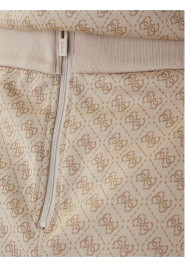 Guess Spódnica dresowa V6RD04 K2042 Beżowy Classic Fit. Kolor: beżowy. Materiał: syntetyk