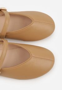 Born2be - Brązowe Balerinki z Paskiem na Sprzączkę Bragia. Okazja: na co dzień. Zapięcie: pasek. Kolor: brązowy. Materiał: jeans, materiał. Styl: casual #4