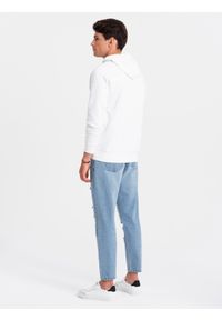 Ombre Clothing - Męskie spodnie jeansowe TAPERED FIT z dziurami – jasnoniebieskie V1 - Rozmiar: L. Kolor: niebieski. Materiał: jeans. Wzór: aplikacja. Styl: retro, elegancki, vintage #8