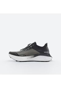 KIPRUN - Buty do biegania w terenie Kiprun Race Ultra 2. Kolor: czarny. Materiał: tkanina, materiał, kauczuk. Szerokość cholewki: normalna. Sport: bieganie #2