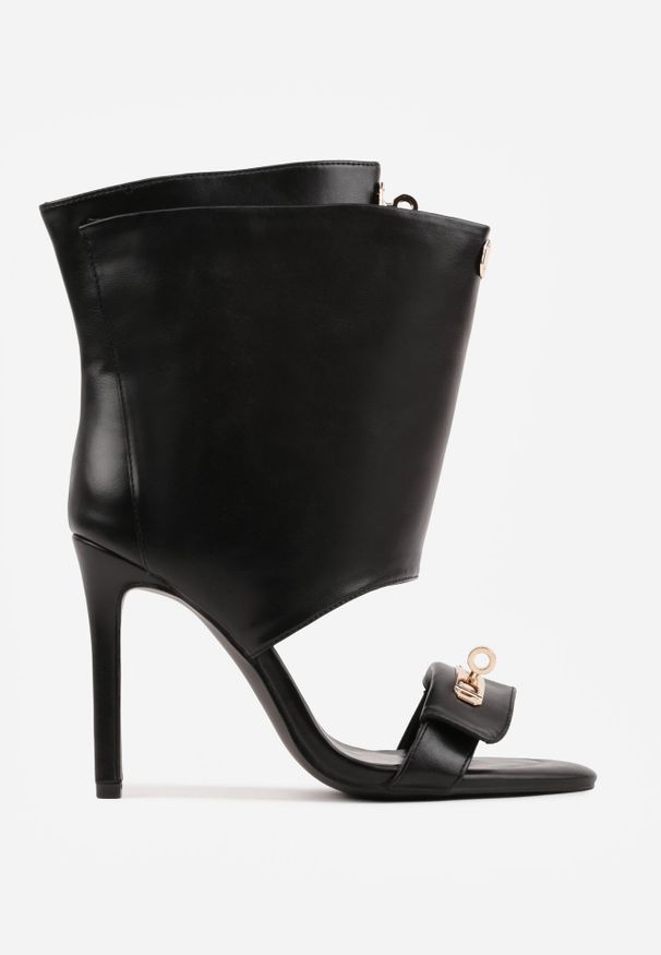 Born2be - Czarne Sandały w Stylu Botków z Ozdobnymi Klamrami Neamerephis. Okazja: na co dzień. Zapięcie: klamry. Kolor: czarny. Materiał: skóra. Wzór: gładki, aplikacja. Styl: casual