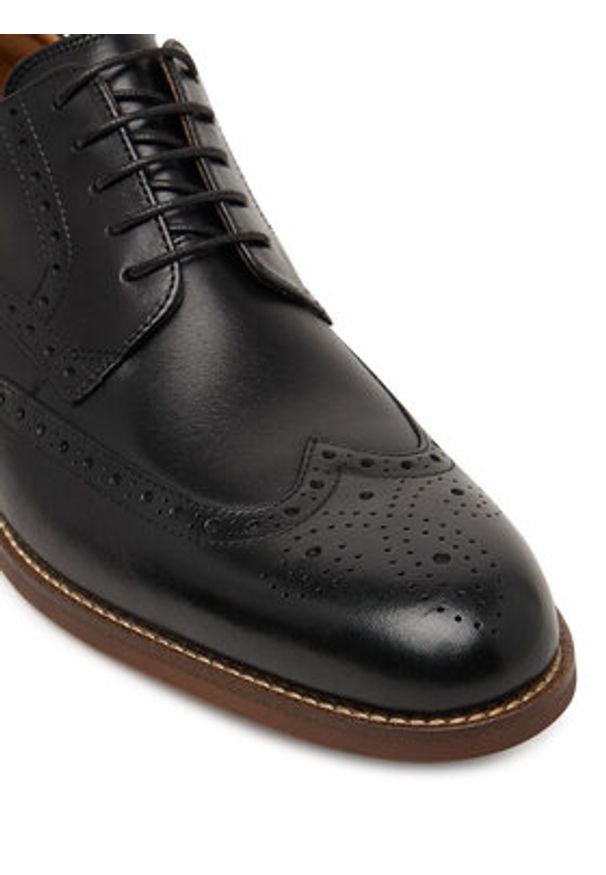 Clarks Półbuty CraftRemi Tip 26186390 Czarny. Kolor: czarny. Materiał: skóra