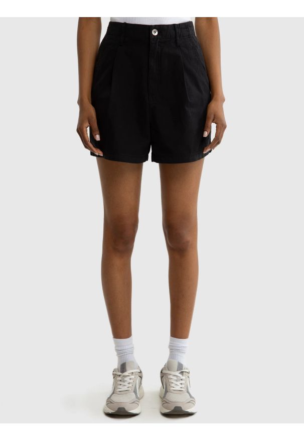 Big-Star - Szorty damskie bawełniane czarne Elia 906. Kolor: czarny. Materiał: bawełna. Długość: krótkie. Sezon: lato. Styl: elegancki