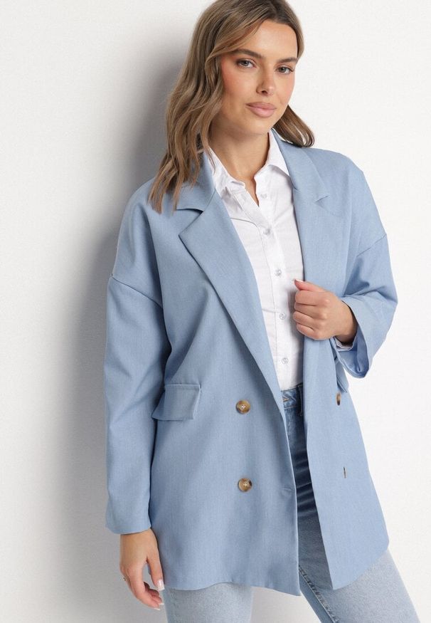 Born2be - Niebieska Pudełkowa Marynarka z Wiskozą o Dwurzędowym Kroju Stellisa. Okazja: na co dzień. Kolor: niebieski. Materiał: wiskoza. Styl: klasyczny, casual